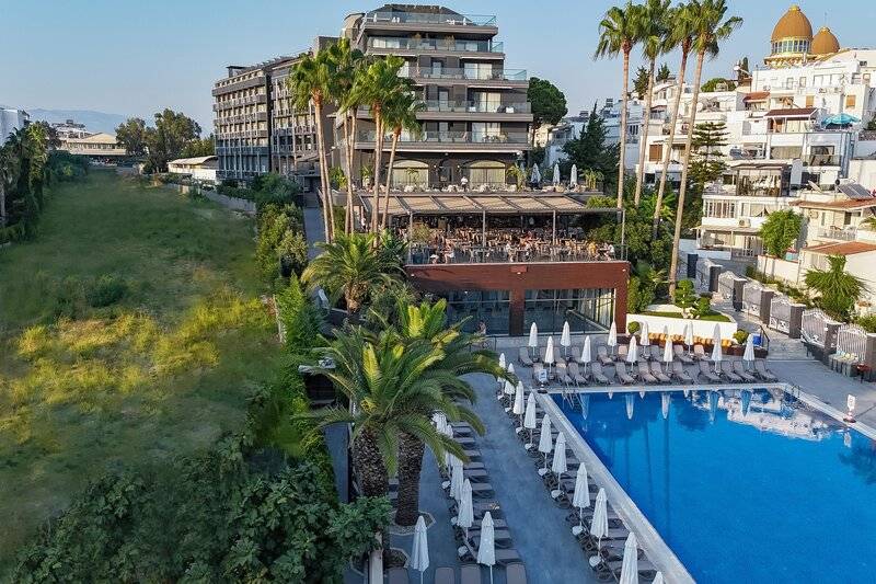 Thalia Unique  Beach Resort Hotel