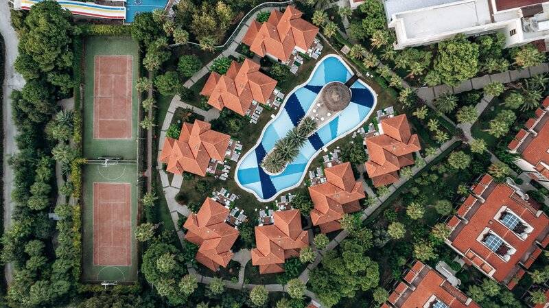 Paloma Oceana Resort