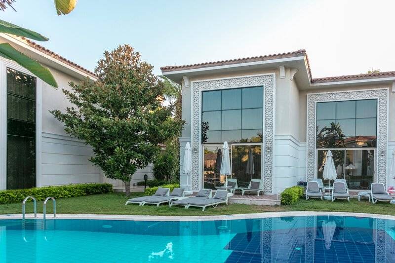 Paloma Oceana Resort