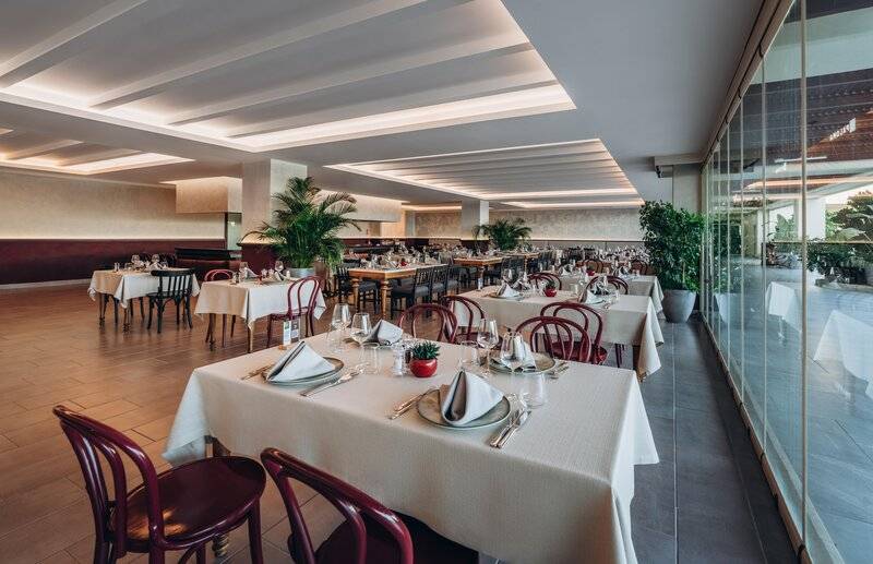 Paloma Oceana Resort