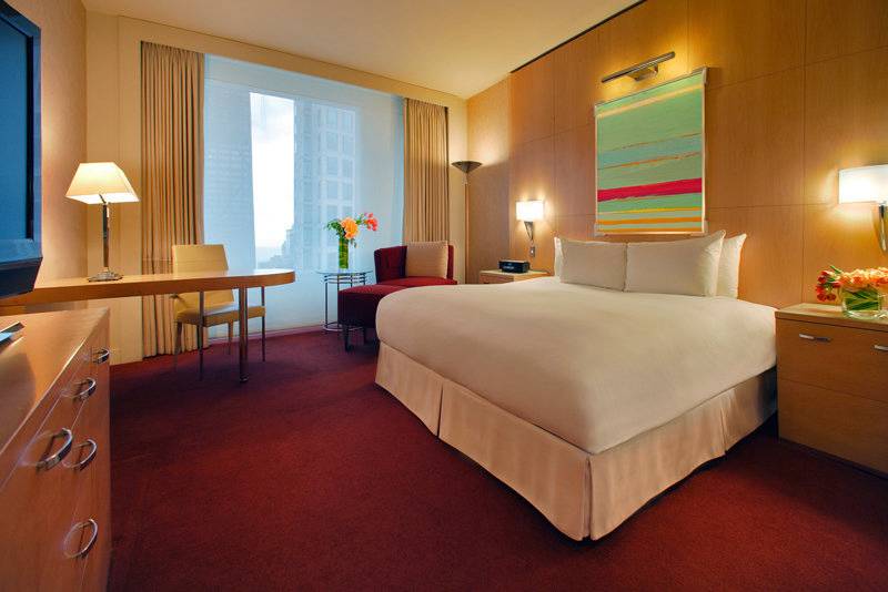 Sofitel Chicago Magnificent Mile Hotel