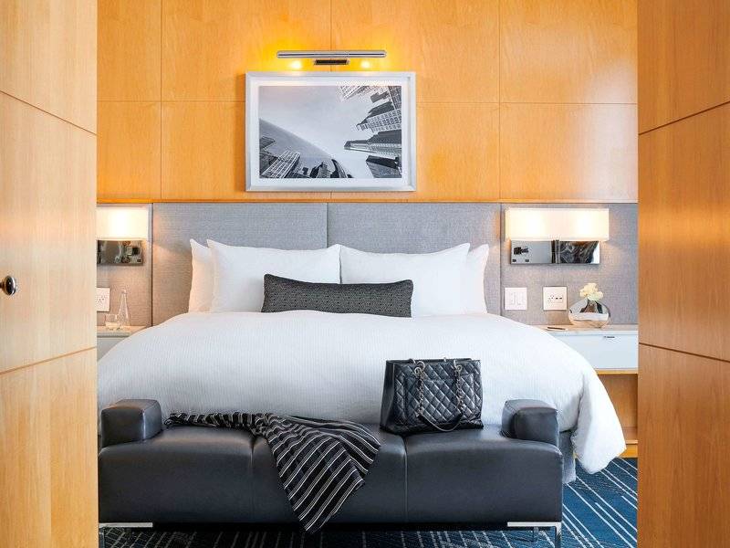 Sofitel Chicago Magnificent Mile Hotel