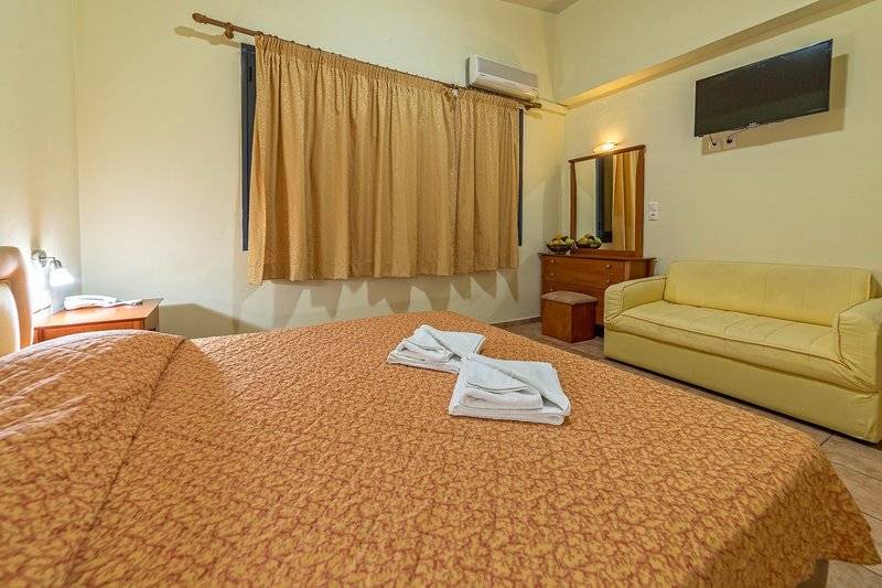 Blue Aegean Hotel & Suites