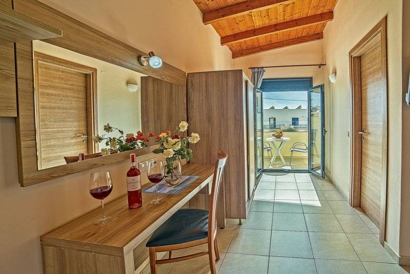 Blue Aegean Hotel & Suites