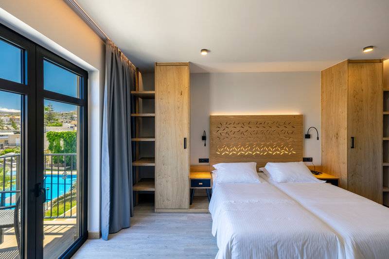 Atlantis Beach Hotel & Spa