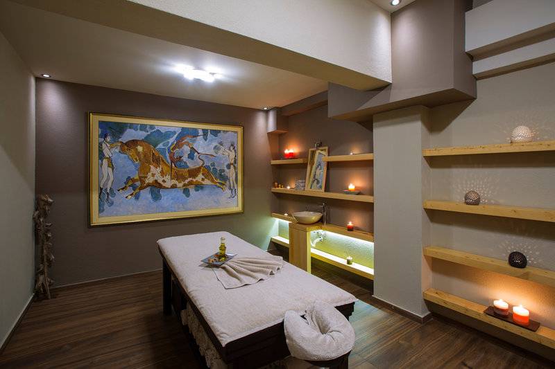 Atlantis Beach Hotel & Spa