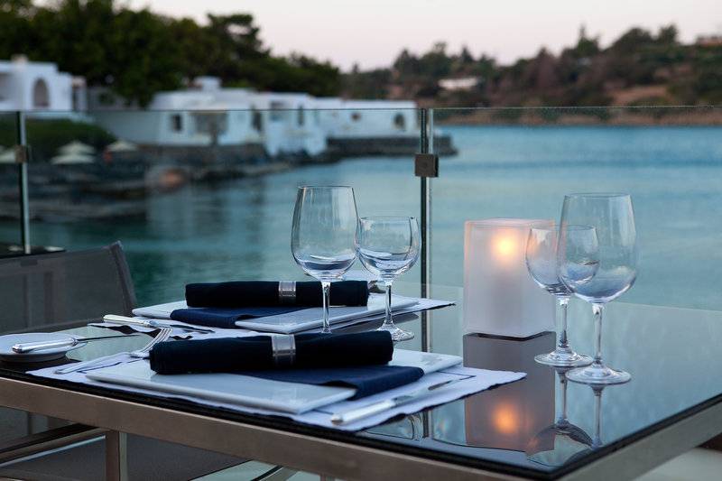 Minos Beach Art Hotel