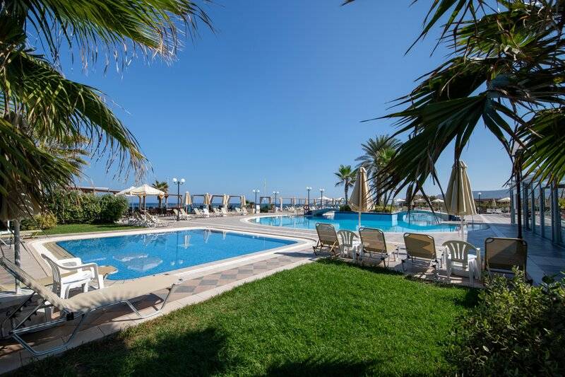 Hydramis Palace Beach Resort