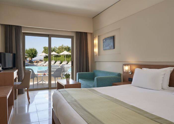 Atlantica Amalthia Beach Hotel