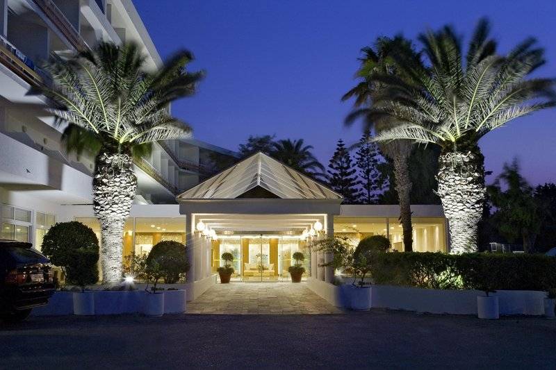 Eden Roc Resort Hotel