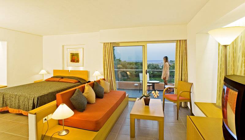 Eden Roc Resort Hotel