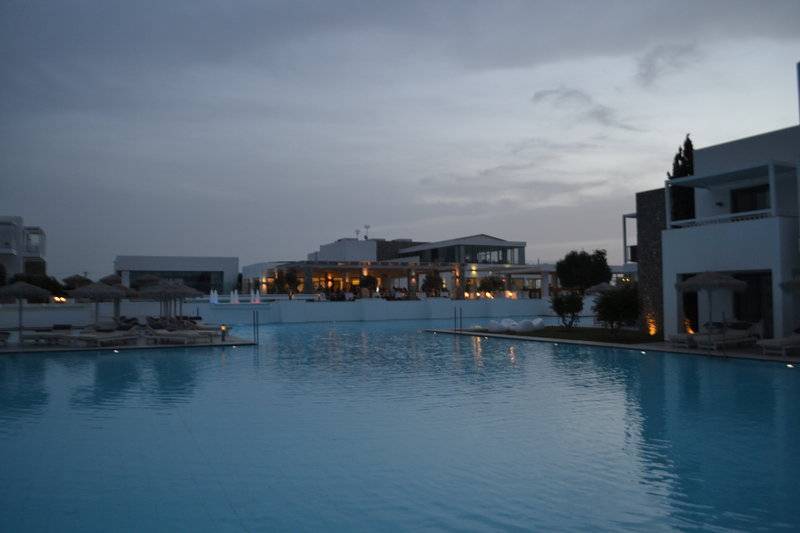 Diamond Deluxe Hotel