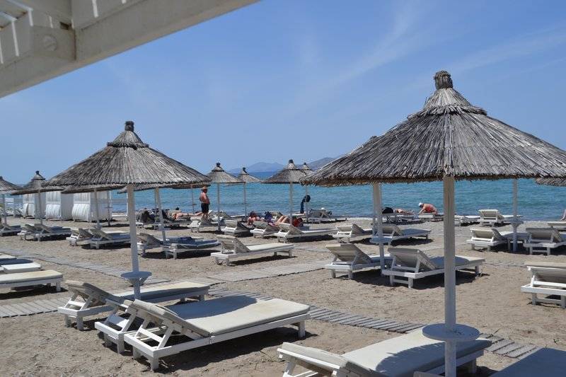 Diamond Deluxe Hotel