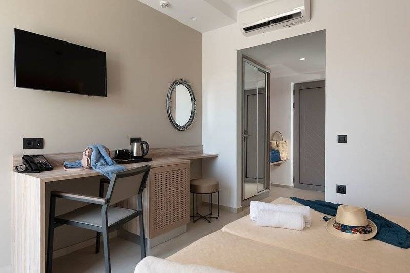 Oneiro Boutique Hotel