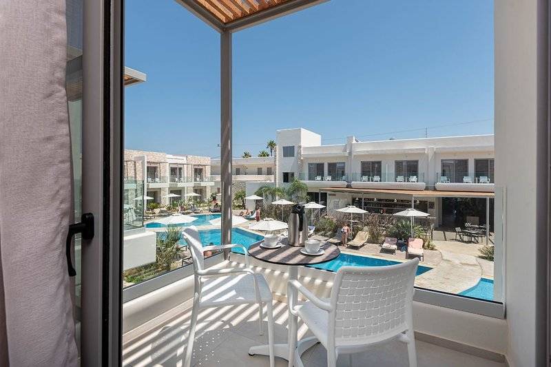 Oneiro Boutique Hotel