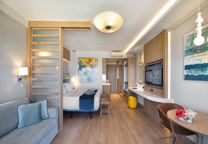 Anthemus Sea Beach Hotel & Spa