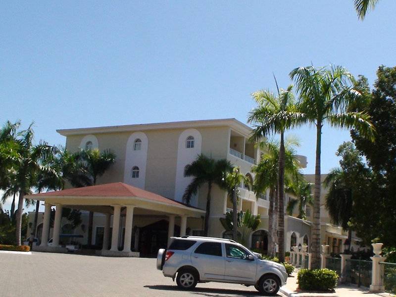 Eurostars Grand Cayacoa