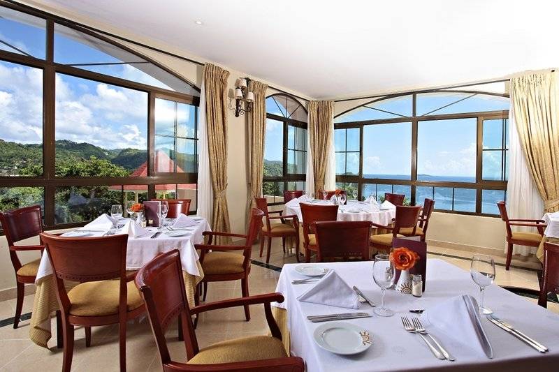 Eurostars Grand Cayacoa