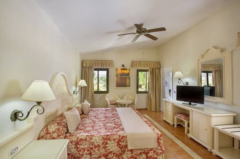 Eurostars Grand Cayacoa