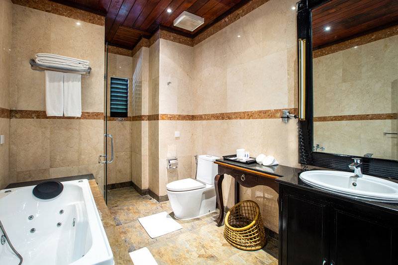 Earl's Reef Beruwala