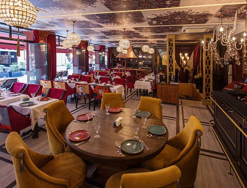 Sura Design Hotel & Suites