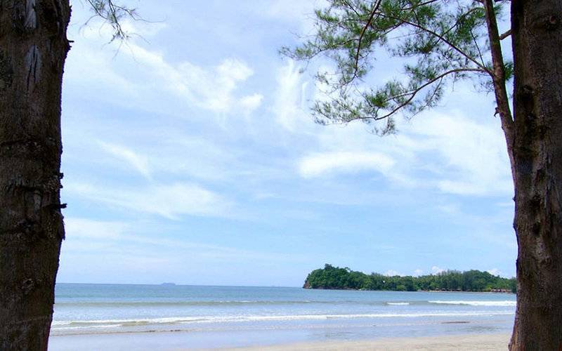 Twin Lotus Resort & Spa