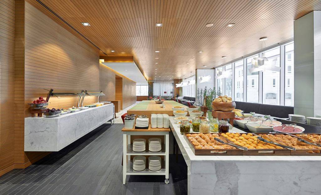 Hyatt Place Dubai Baniyas Square