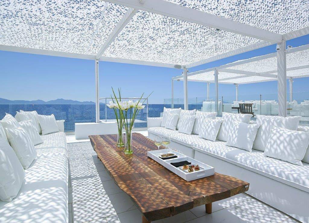 Dimitra Beach Hotel & Suites