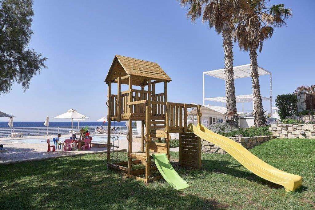 Dimitra Beach Hotel & Suites