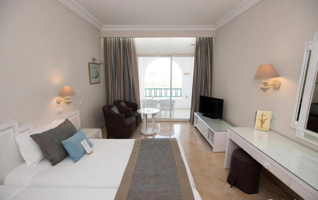 Hotel Royal Garden Palace