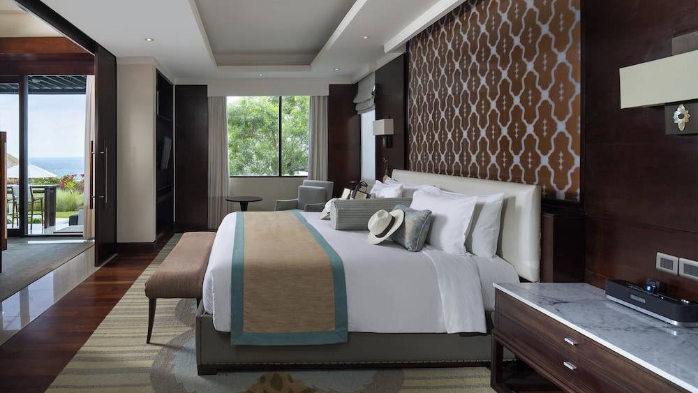 Samabe Bali Suites & Villas Samabe Bali Suites & Villas
