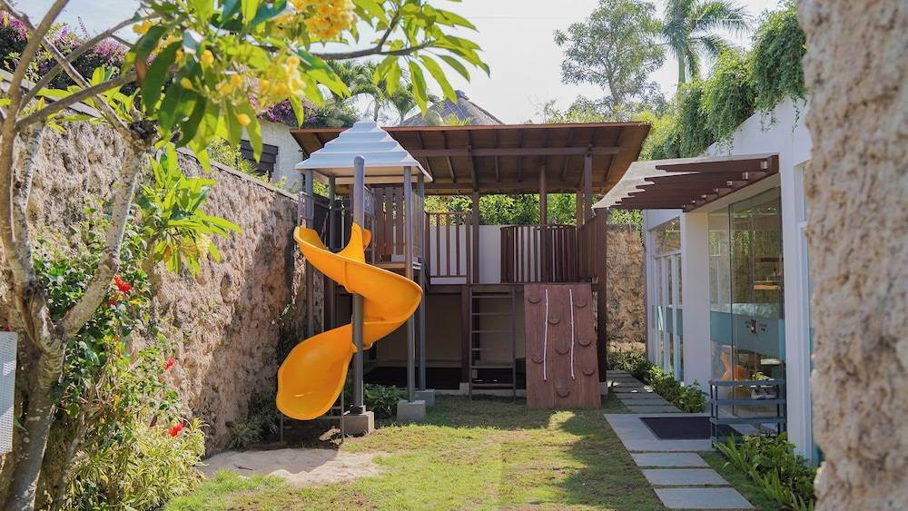 Samabe Bali Suites & Villas Samabe Bali Suites & Villas