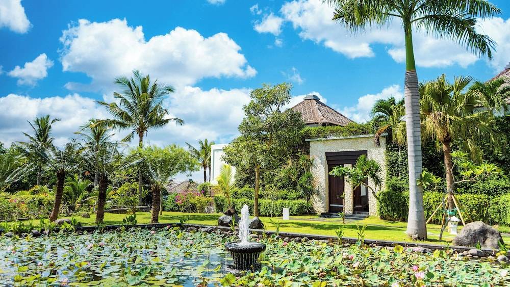 Samabe Bali Suites & Villas