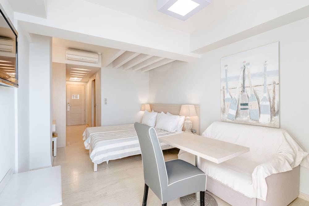 Palm Beach Hotel Apartments