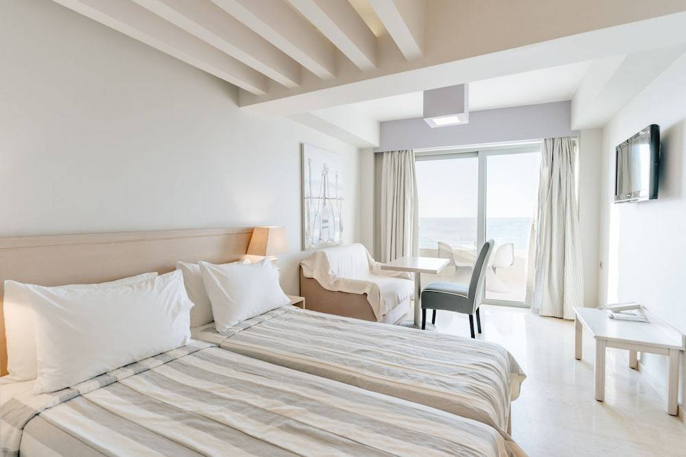 Palm Beach Hotel Apartments