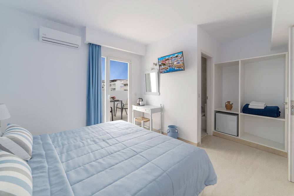 Naiades Marina Hotel