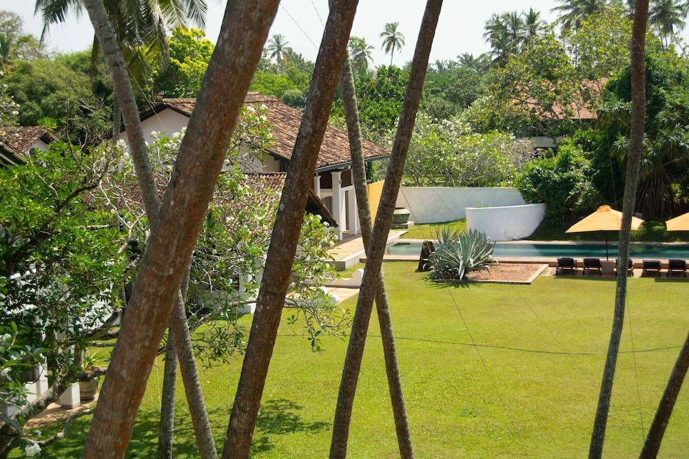 The Villa Bentota by KK Collection