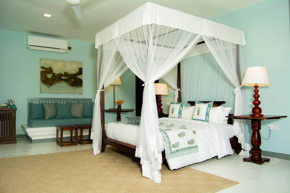 The Villa Bentota by KK Collection