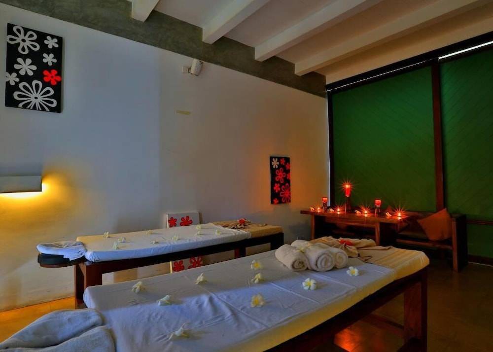 Temple Tree Resort & Spa