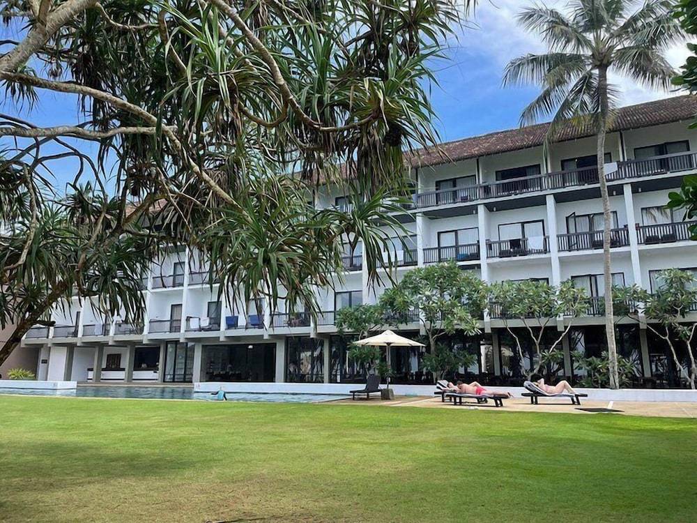 Temple Tree Resort & Spa