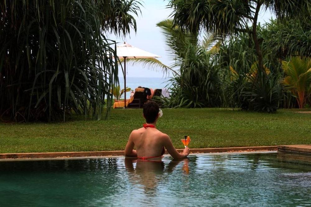 Temple Tree Resort & Spa