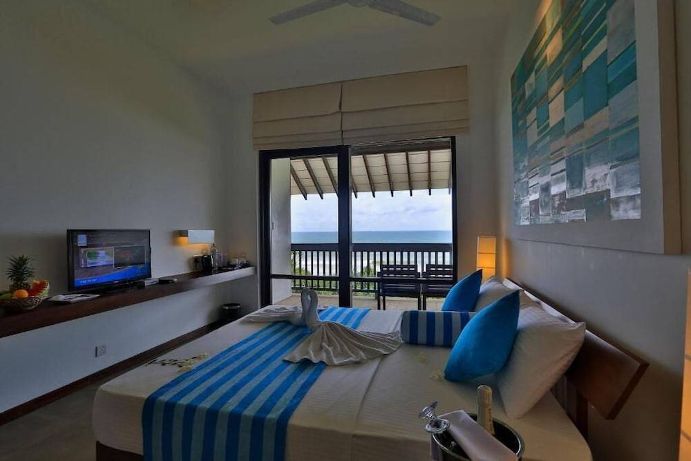 Temple Tree Resort & Spa