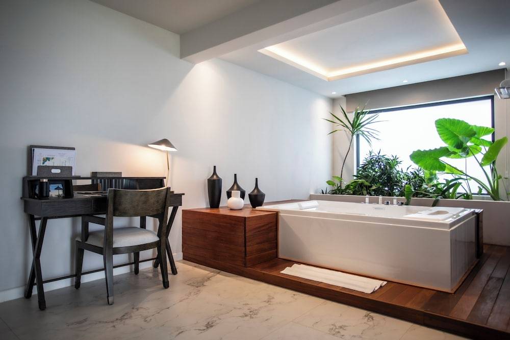 Sea Diamond Boutique Hotel & Spa