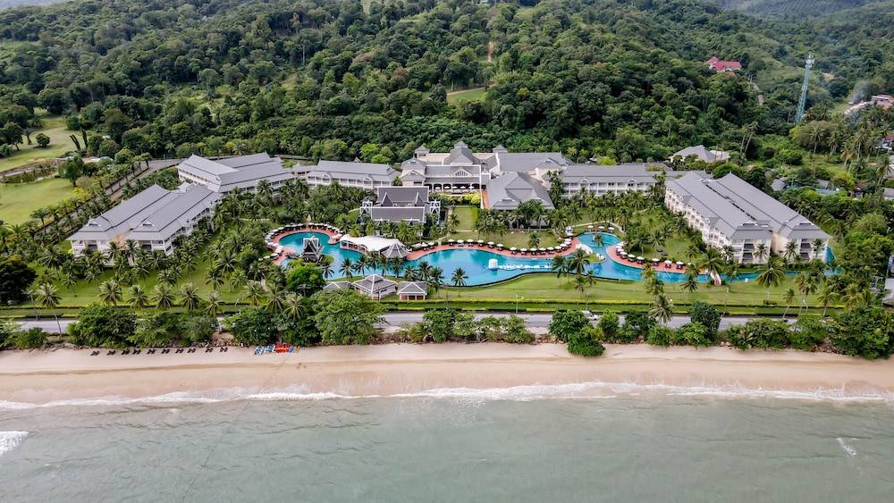 Sofitel Krabi Phokeethra Golf & Spa Resort Hotel