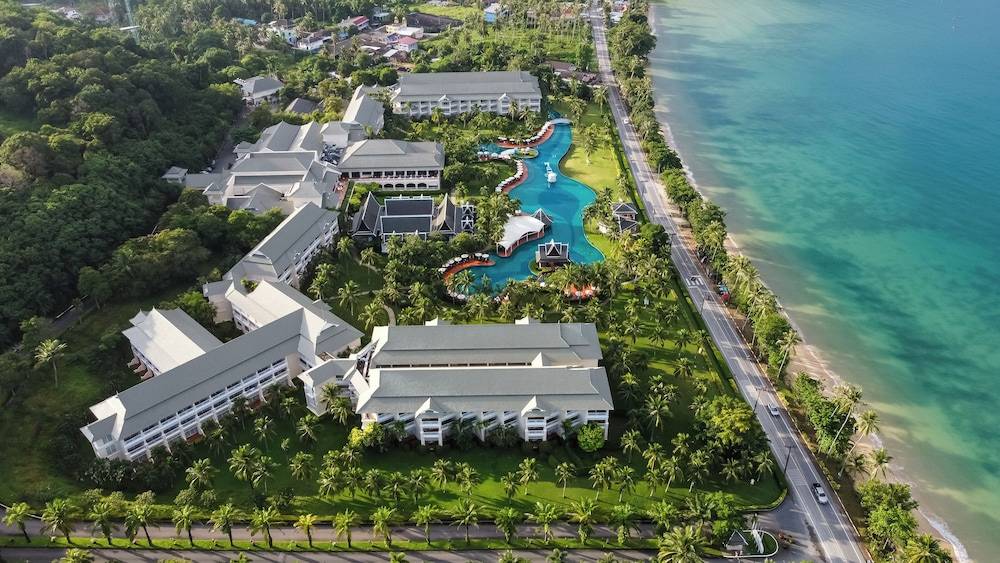 Sofitel Krabi Phokeethra Golf & Spa Resort Hotel