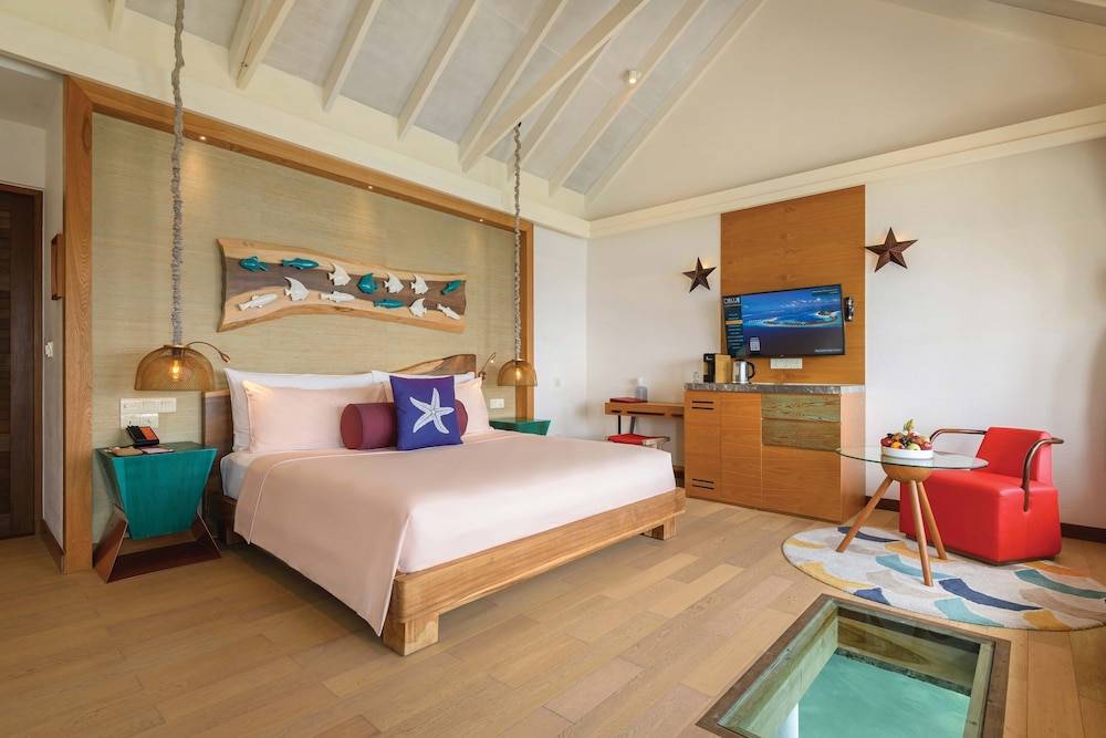 OBLU SELECT at Sangeli