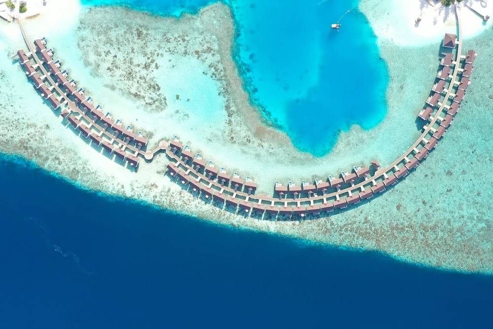 OBLU SELECT at Sangeli