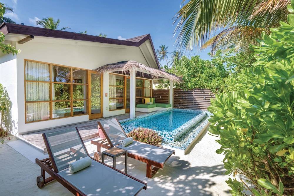 OBLU SELECT at Sangeli