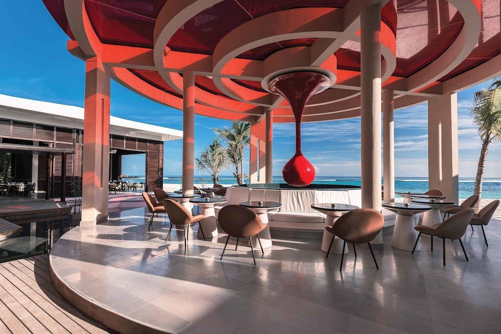 OBLU SELECT at Sangeli