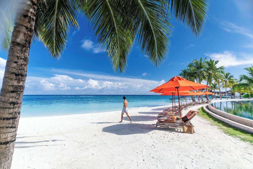 OBLU SELECT at Sangeli